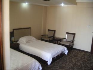 Yiwu Dong Ou Hotel Екстер'єр фото